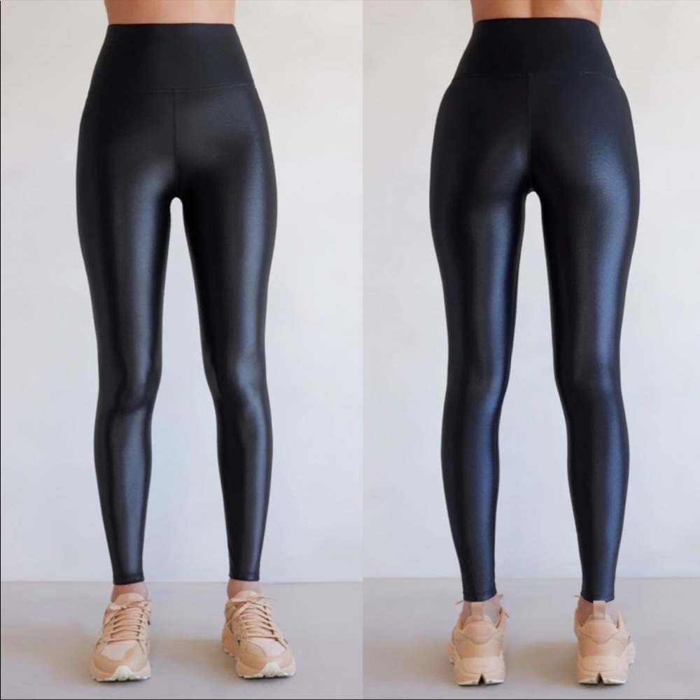 Carbon38 7/8 Length Shine High Rise Takara Legging